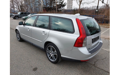 volvo-v50 - 4