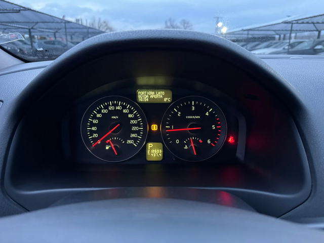 Volvo V50 2.0D-АВТОМАТИК - автомобили, коли, обяви за нови и употребявани 10