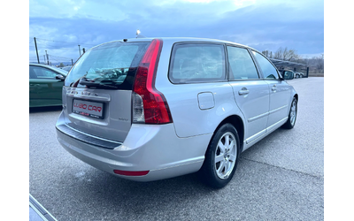 volvo-v50 - 3