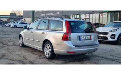 volvo-v50 - 5