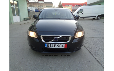 volvo-v50 - 4