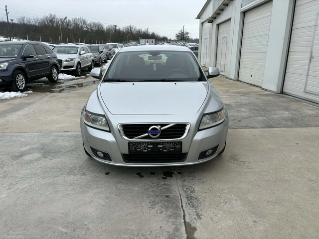 Volvo V50 1.6d 114k.c * D2* UNIKAT* - автомобили, коли, обяви за нови и употребявани 8