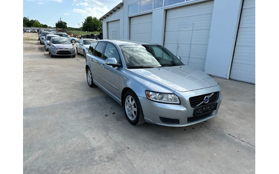 Volvo V50 1.6d D2-114k.c* UNIKAT* - автомобили, коли, обяви за нови и употребявани 11