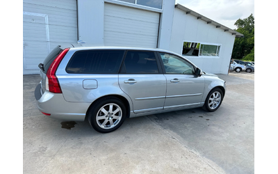 Volvo V50 1.6d D2-114k.c* UNIKAT* - автомобили, коли, обяви за нови и употребявани 13