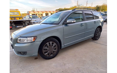 volvo-v50 - 2