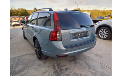 volvo-v50 - 4