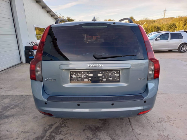 Volvo V50 2.0d * FACE* NOVA* UNIKAT* - автомобили, коли, обяви за нови и употребявани 5