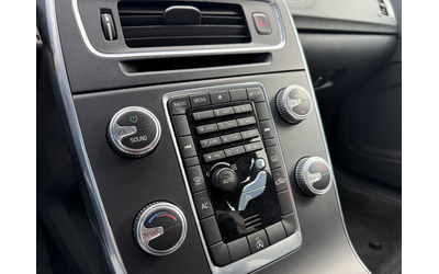 Volvo V60 1.6D* 2016г.* АВТОМАТИК* 171.000КМ* НОВА* СЕРВИЗНА - автомобили, коли, обяви за нови и употребявани 16