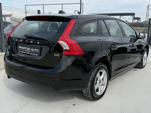 Volvo V60 1.6D* 2016г.* АВТОМАТИК* 171.000КМ* НОВА* СЕРВИЗНА - автомобили, коли, обяви за нови и употребявани 3