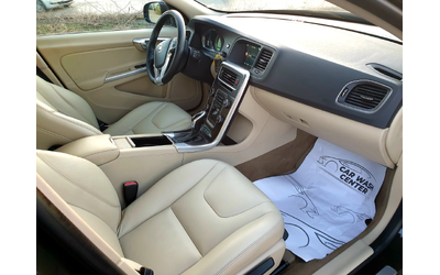 Volvo V60 PLUG-IN HYBRID * D6 AWD - автомобили, коли, обяви за нови и употребявани 10