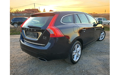 Volvo V60 PLUG-IN HYBRID * D6 AWD - автомобили, коли, обяви за нови и употребявани 7