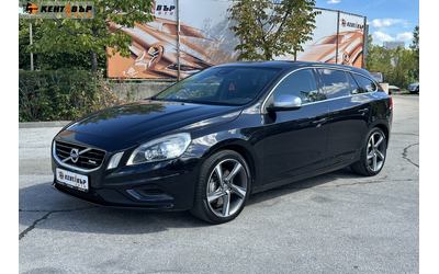 volvo-v60-2-4d-r-design-4x4-garantsiya-6-mesetsa - 0