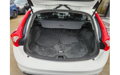 Volvo V60 R-design D4-1.6T-180к.с EURO 5-АВТОМАТИК-ШВЕЙЦАРИЯ - автомобили, коли, обяви за нови и употребявани 12