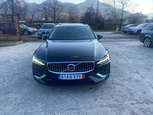 Volvo V60 2.0 D4 4X4 200kc. - автомобили, коли, обяви за нови и употребявани 2