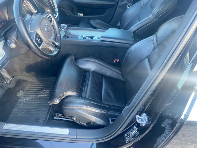 Volvo V60 2.0 D4 4X4 200kc. - автомобили, коли, обяви за нови и употребявани 9