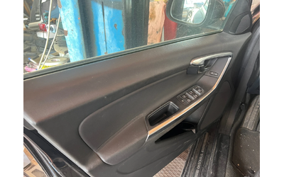 Volvo V60 D3-163к.с - автомобили, коли, обяви за нови и употребявани 16