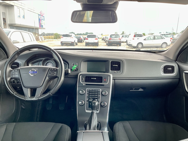 Volvo V60 D2 Start/Stop - автомобили, коли, обяви за нови и употребявани 12