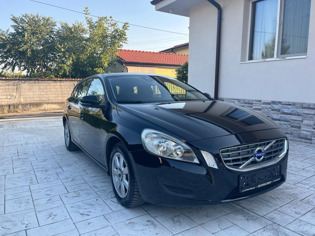Volvo V60 1.6 D AVTO - автомобили, коли, обяви за нови и употребявани 2