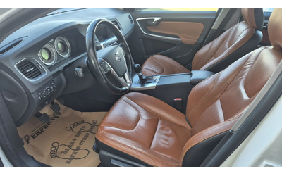 Volvo V60 2.0 диз 163к.с. - автомобили, коли, обяви за нови и употребявани 11