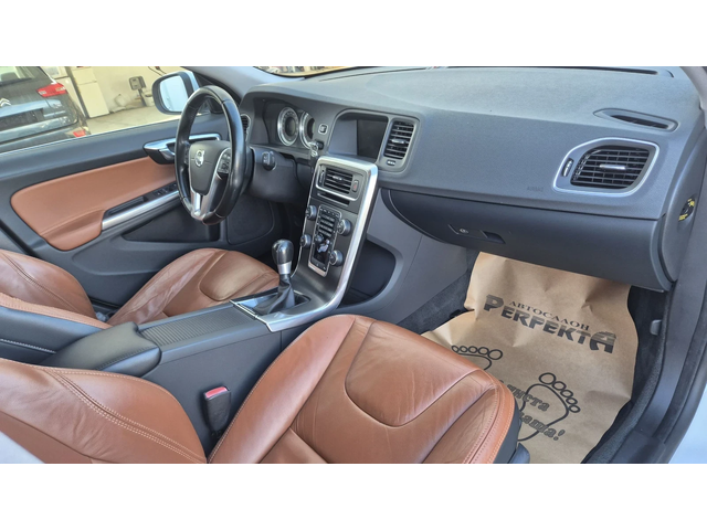 Volvo V60 2.0 диз 163к.с. - автомобили, коли, обяви за нови и употребявани 13