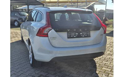 Volvo V60 2.0 диз 163к.с. - автомобили, коли, обяви за нови и употребявани 8