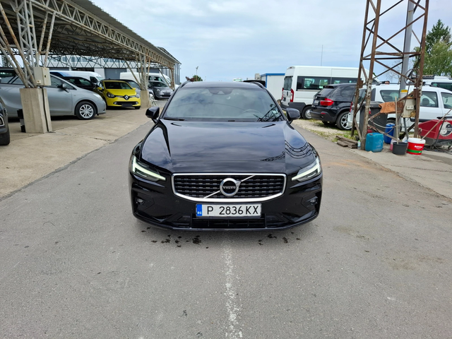 Volvo V60 2.0D R-Line - автомобили, коли, обяви за нови и употребявани 0