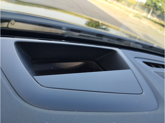 Volvo V60 2.0D R-Line - автомобили, коли, обяви за нови и употребявани 11