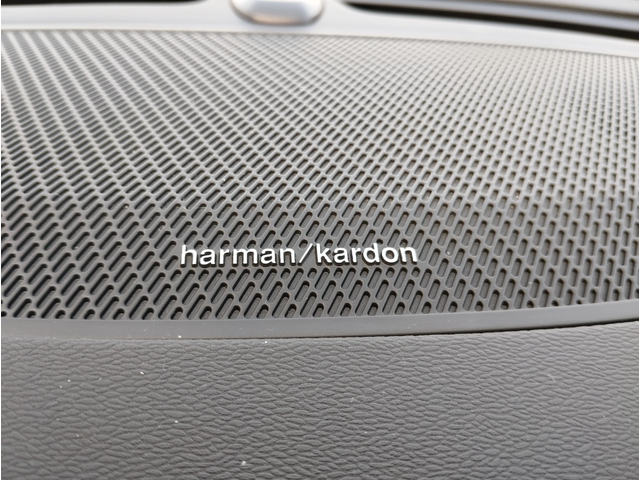 Volvo V60 2.0D R-Line - автомобили, коли, обяви за нови и употребявани 12