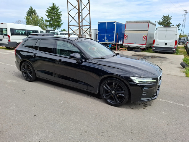 Volvo V60 2.0D R-Line - автомобили, коли, обяви за нови и употребявани 1