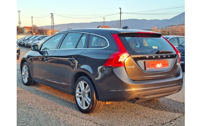 Volvo V60 2, 0 D4 Summum Geartronic - автомобили, коли, обяви за нови и употребявани 6