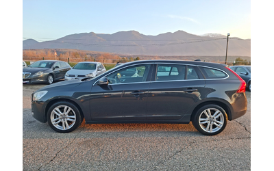 Volvo V60 2, 0 D4 Summum Geartronic - автомобили, коли, обяви за нови и употребявани 7