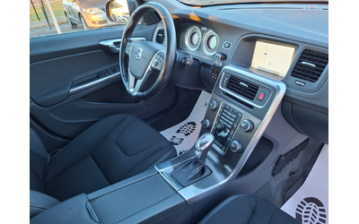 Volvo V60 2, 0 D4 Summum Geartronic - автомобили, коли, обяви за нови и употребявани 8