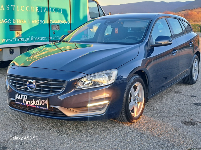 Volvo V60 1, 6 D2 - автомобили, коли, обяви за нови и употребявани 0