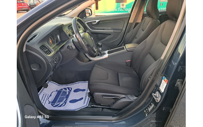 Volvo V60 1, 6 D2 - автомобили, коли, обяви за нови и употребявани 10