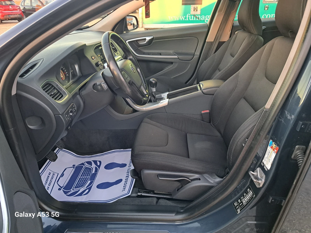 Volvo V60 1, 6 D2 - автомобили, коли, обяви за нови и употребявани 10