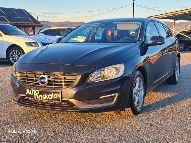 Volvo V60 1, 6 D2 - автомобили, коли, обяви за нови и употребявани 16