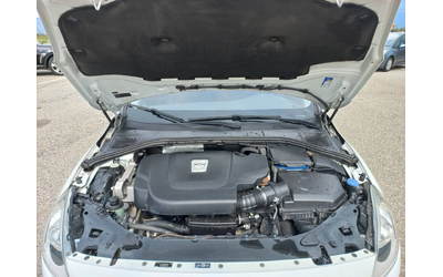 Volvo V60 2, 0 d3 avtomat - автомобили, коли, обяви за нови и употребявани 6