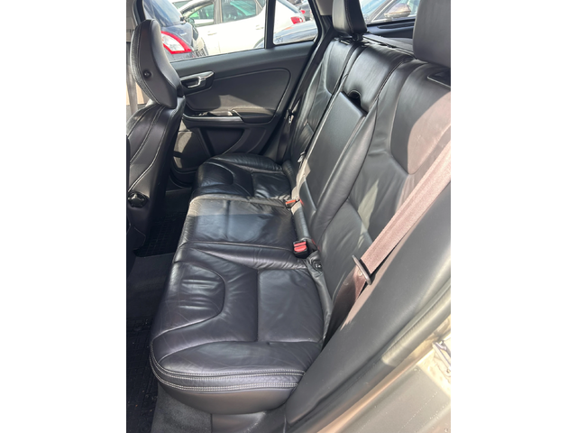 Volvo V60 2.4D6 PLUG-IN-HYBRID AWD AVTOMAT/KOJA EURO 6 - автомобили, коли, обяви за нови и употребявани 9