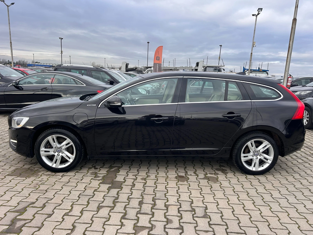 Volvo V60 2.4 PLUG IN HYBRID AWD AVTOMAT/KOJA/NAVI EURO 5 - автомобили, коли, обяви за нови и употребявани 8