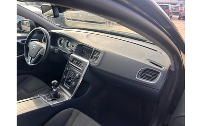 Volvo V60 1.6i NAVI EURO 5 - автомобили, коли, обяви за нови и употребявани 9