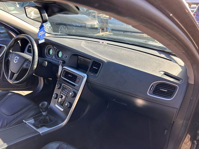 Volvo V60 1.6D/NAVI/EURO 5J ЛИЗИНГ - автомобили, коли, обяви за нови и употребявани 10