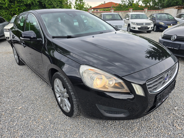 Volvo V60 2.0D3-ЕВРО 5В-АВТОМАТИК-НАВИГАЦИЯ - автомобили, коли, обяви за нови и употребявани 6