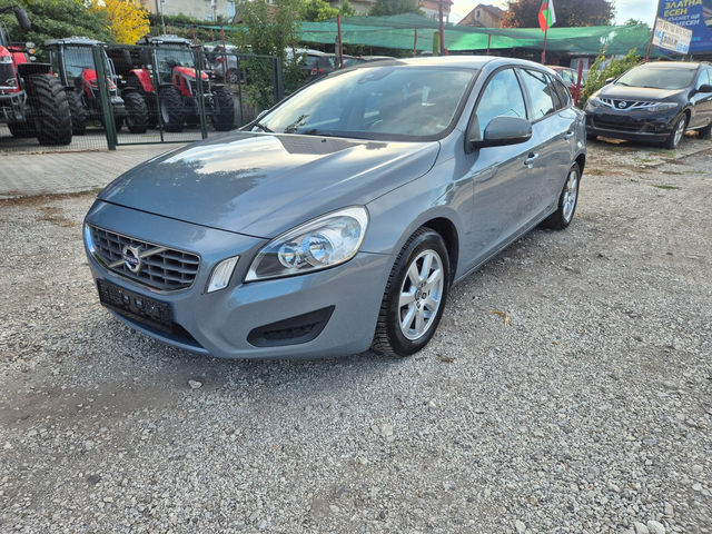 Volvo V60 2.0D 163k.s - автомобили, коли, обяви за нови и употребявани 0