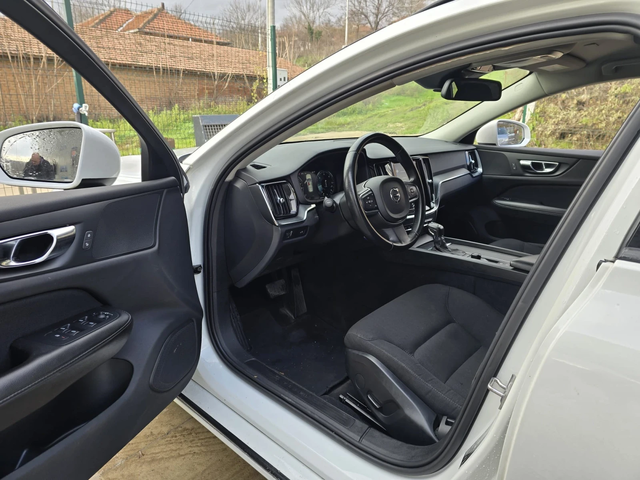 Volvo V60 2.0d - 150к.с. - Digital - автомобили, коли, обяви за нови и употребявани 8