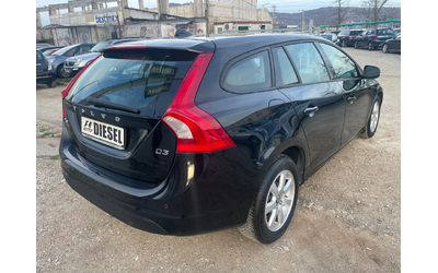 Volvo V60 2.0D3-AVTOMAT - автомобили, коли, обяви за нови и употребявани 6