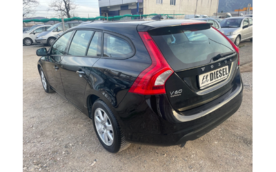 Volvo V60 2.0D3-AVTOMAT - автомобили, коли, обяви за нови и употребявани 8