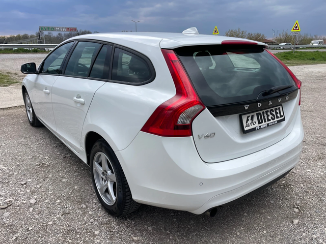 Volvo V60 2.0TDI-150-FEIS-ITALIA - автомобили, коли, обяви за нови и употребявани 10