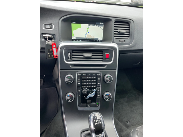 Volvo V60 2.0TDI-150-FEIS-ITALIA - автомобили, коли, обяви за нови и употребявани 13