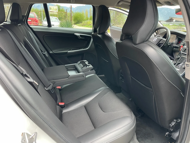 Volvo V60 2.0TDI-150-FEIS-ITALIA - автомобили, коли, обяви за нови и употребявани 6