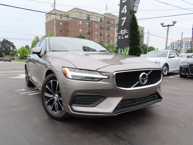 Volvo V60 T5 Momentum - автомобили, коли, обяви за нови и употребявани 0